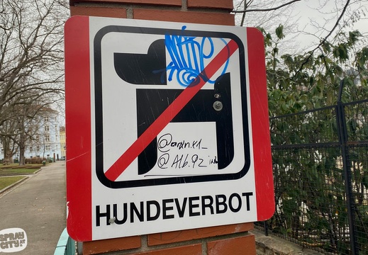 Set: Social Media Graffiti